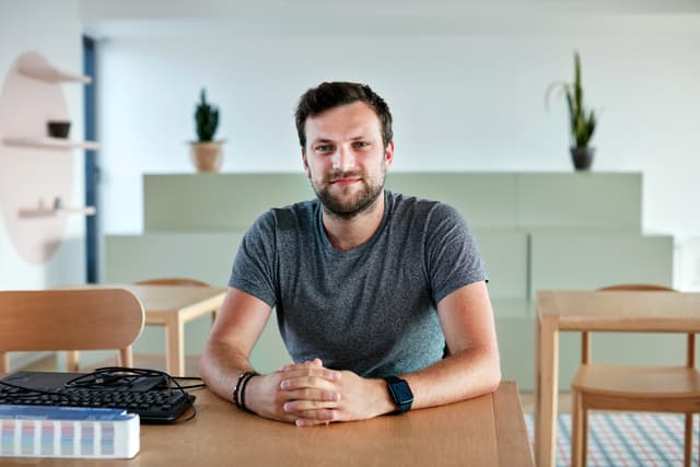 Alexandre fondateur de l'agence de développement web Unnie